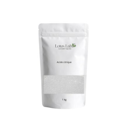 Sachet blanc d'acide citrique en cristaux en vrac, étiquette Lotus Lab Cosmétiques